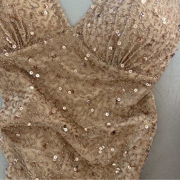 Gold sequin and beaded maxi sleeveless open back slit dress gown - Picture 4 of 7